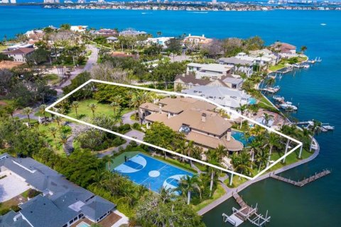 Casa en venta en Sarasota, Florida, 6 dormitorios, 1076.55 m2 № 2094541 - foto 4