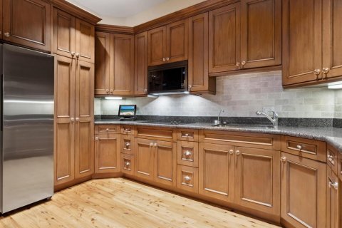 Casa en venta en Sarasota, Florida, 6 dormitorios, 1076.55 m2 № 2094541 - foto 28