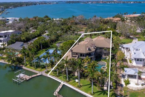 Casa en venta en Sarasota, Florida, 6 dormitorios, 1076.55 m2 № 2094541 - foto 2