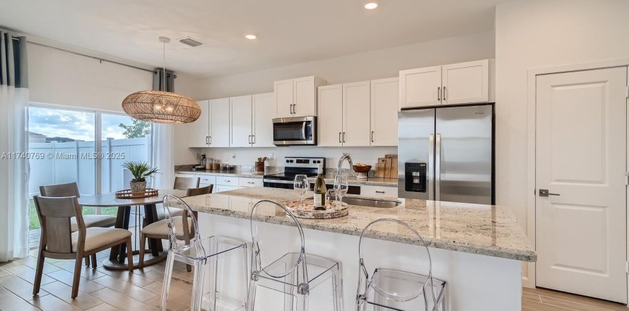 Touwnhouse à Homestead, Floride 4 chambres, 163.23 m2 № 1933887
