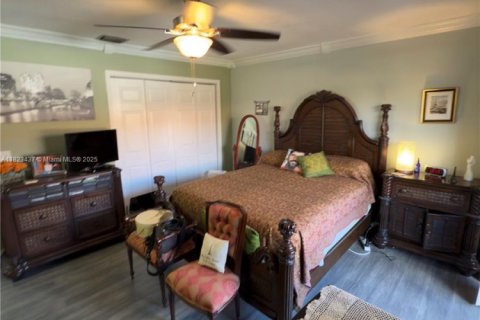 Adosado en venta en Pembroke Pines, Florida, 4 dormitorios, 141.58 m2 № 1788920 - foto 22