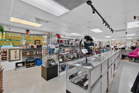 Commercial property in Bunnell, Florida 351.08 sq.m. № 2418695 - photo 12