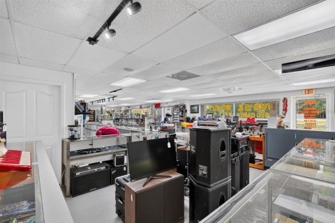 Commercial property in Bunnell, Florida 351.08 sq.m. № 2418695 - photo 7