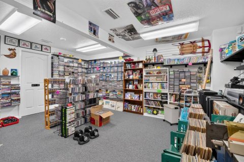 Commercial property in Bunnell, Florida 351.08 sq.m. № 2418695 - photo 13