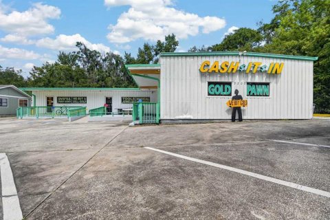 Commercial property in Bunnell, Florida 351.08 sq.m. № 2418695