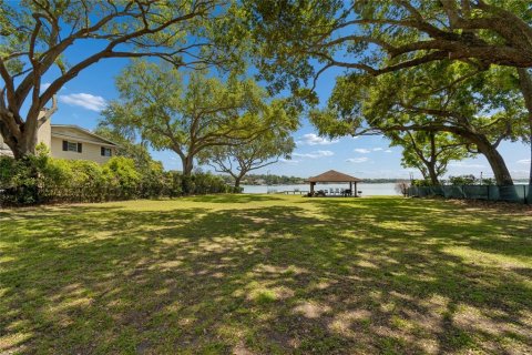 House in Orlando, Florida 4 bedrooms, 153.47 sq.m. № 2111629 - photo 4