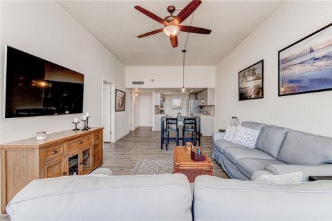 Condo in Miami, Florida, 1 bedroom  № 2193225 - photo 9