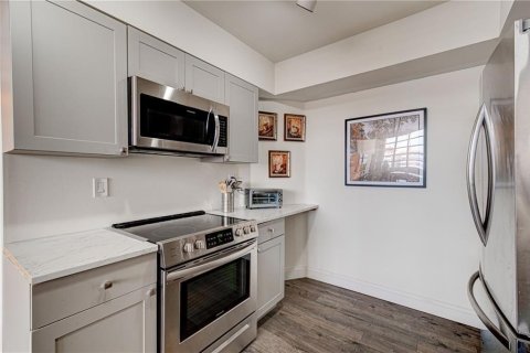 Condo in Miami, Florida, 1 bedroom  № 2193225 - photo 8