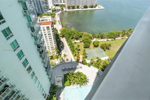 Condo in Miami, Florida, 1 bedroom  № 2036254 - photo 17