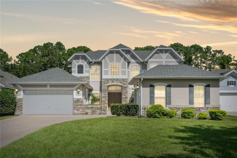 Villa ou maison à Orlando, Floride 4 chambres, 311.5 m2 № 2419027