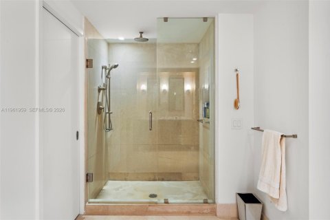 Condominio en venta en Miami Beach, Florida, 3 dormitorios, 273.13 m2 № 2024548 - foto 16