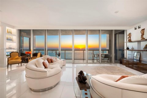 Condominio en venta en Miami Beach, Florida, 3 dormitorios, 273.13 m2 № 2024548 - foto 8