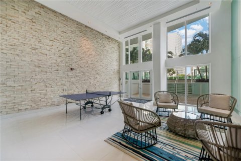 Condominio en alquiler en Miami, Florida, 2 dormitorios, 140.28 m2 № 1859135 - foto 28