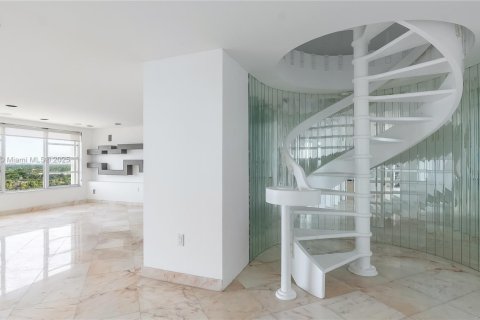 Купить кондоминиум в Майами, Флорида 2 спальни, 256.97м2, № 1854728 - фото 20