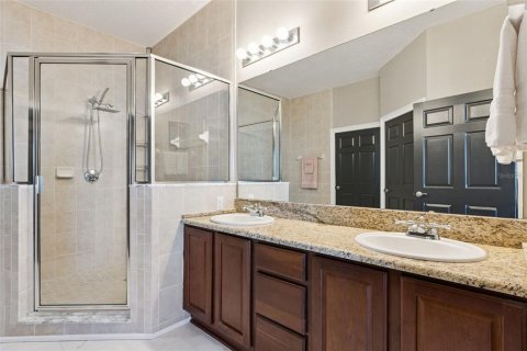 Condo in Sanford, Florida, 4 bedrooms  № 2370852 - photo 23