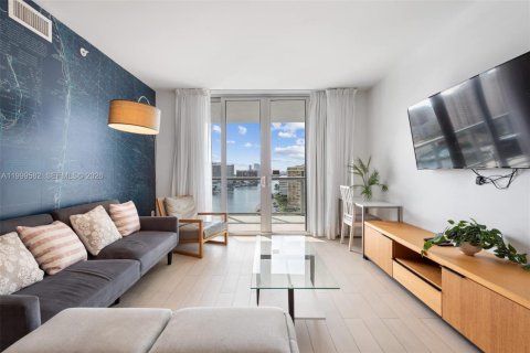 Copropriété à vendre à Hallandale Beach, Floride: 2 chambres, 95.69 m2 № 2256369 - photo 5
