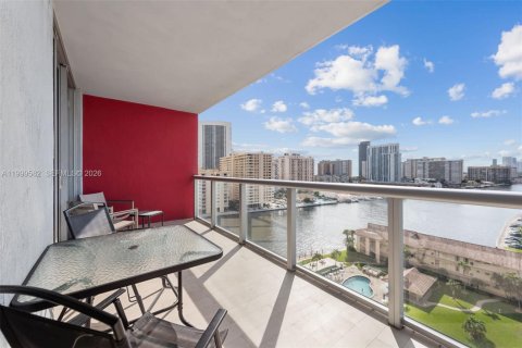 Copropriété à vendre à Hallandale Beach, Floride: 2 chambres, 95.69 m2 № 2256369 - photo 27