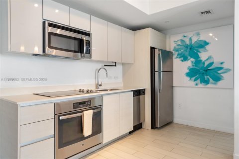 Copropriété à vendre à Hallandale Beach, Floride: 2 chambres, 95.69 m2 № 2256369 - photo 10