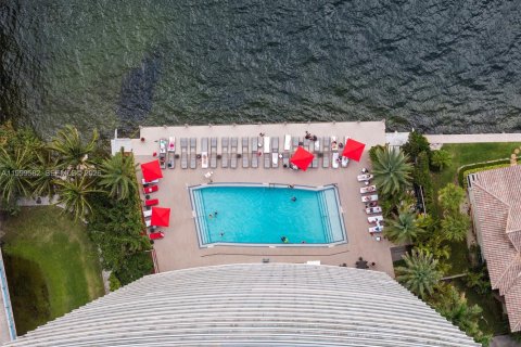 Copropriété à vendre à Hallandale Beach, Floride: 2 chambres, 95.69 m2 № 2256369 - photo 14