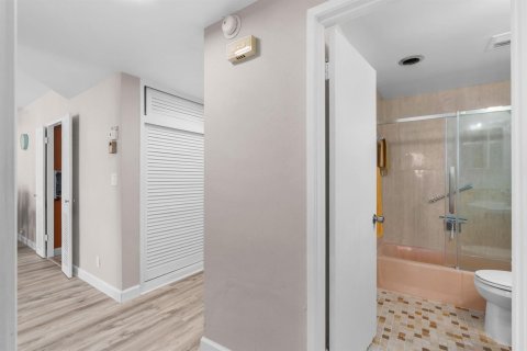 Copropriété à vendre à Fort Lauderdale, Floride: 1 chambre, 74.32 m2 № 2077541 - photo 22