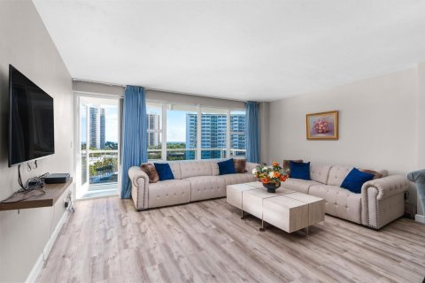 Copropriété à vendre à Fort Lauderdale, Floride: 1 chambre, 74.32 m2 № 2077541 - photo 10