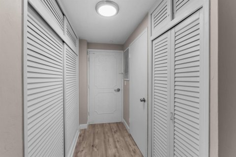 Copropriété à vendre à Fort Lauderdale, Floride: 1 chambre, 74.32 m2 № 2077541 - photo 21