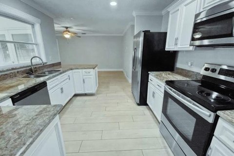 Villa ou maison à vendre à Winter Park, Floride: 3 chambres, 148.83 m2 № 2174232 - photo 3