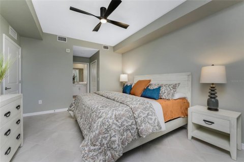 Copropriété à vendre à Punta Gorda, Floride: 2 chambres, 128.21 m2 № 2195853 - photo 19