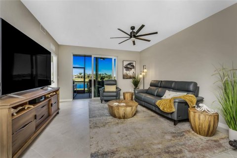 Copropriété à vendre à Punta Gorda, Floride: 2 chambres, 128.21 m2 № 2195853 - photo 5