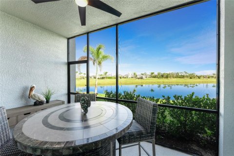 Copropriété à vendre à Punta Gorda, Floride: 2 chambres, 128.21 m2 № 2195853 - photo 3