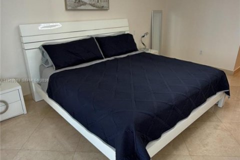 Condo in Hallandale Beach, Florida, 1 bedroom  № 2052884 - photo 13