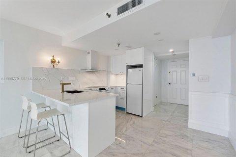 Condominio en venta en Miami, Florida, 34.37 m2 № 2063273 - foto 5