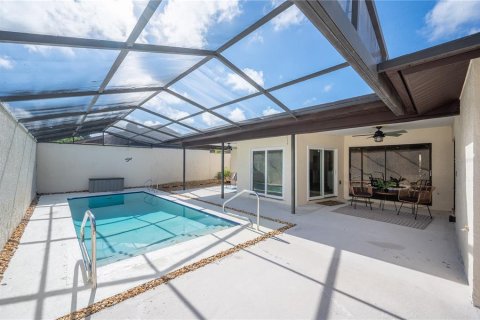 Casa en venta en Tampa, Florida, 4 dormitorios, 207.73 m2 № 2385844 - foto 29