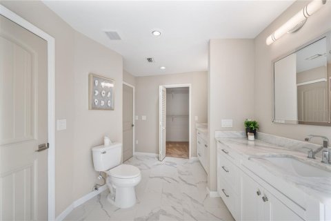 Casa en venta en Tampa, Florida, 4 dormitorios, 207.73 m2 № 2385844 - foto 22