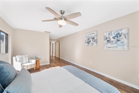 Casa en venta en Tampa, Florida, 4 dormitorios, 207.73 m2 № 2385844 - foto 17