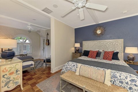 Villa ou maison à vendre à Sarasota, Floride: 4 chambres, 281.77 m2 № 1888437 - photo 21