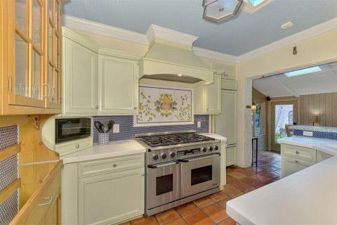 Villa ou maison à vendre à Sarasota, Floride: 4 chambres, 281.77 m2 № 1888437 - photo 15