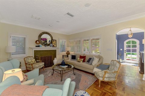 Villa ou maison à vendre à Sarasota, Floride: 4 chambres, 281.77 m2 № 1888437 - photo 9