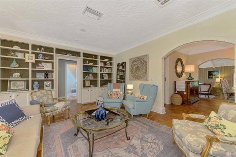 Villa ou maison à vendre à Sarasota, Floride: 4 chambres, 281.77 m2 № 1888437 - photo 11