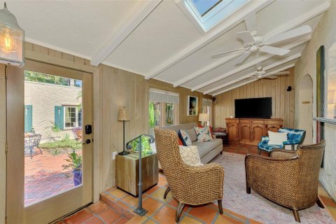 Villa ou maison à vendre à Sarasota, Floride: 4 chambres, 281.77 m2 № 1888437 - photo 20