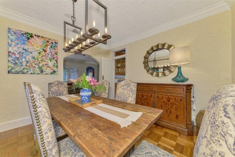 Villa ou maison à vendre à Sarasota, Floride: 4 chambres, 281.77 m2 № 1888437 - photo 13