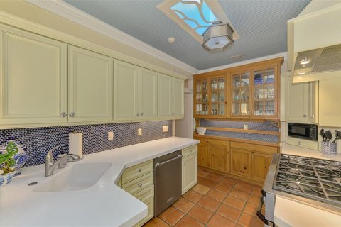 Villa ou maison à vendre à Sarasota, Floride: 4 chambres, 281.77 m2 № 1888437 - photo 16