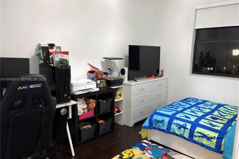 Townhouse in Doral, Florida 3 bedrooms, 165.09 sq.m. № 2036158 - photo 17