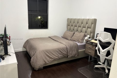 Townhouse in Doral, Florida 3 bedrooms, 165.09 sq.m. № 2036158 - photo 16