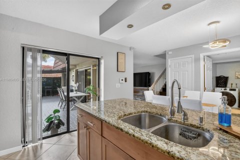 Adosado en venta en Boca Raton, Florida, 3 dormitorios № 2044127 - foto 15