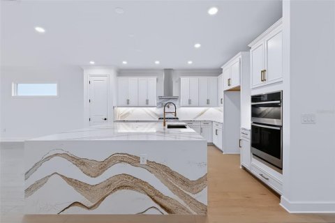 Casa en venta en Apollo Beach, Florida, 4 dormitorios, 221.48 m2 № 2429355 - foto 8