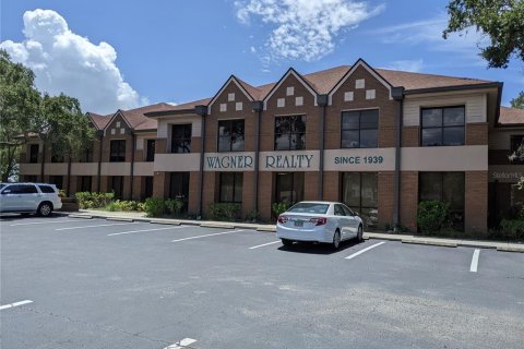 Commercial property in Bradenton, Florida 85.93 sq.m. № 1913986 - photo 2