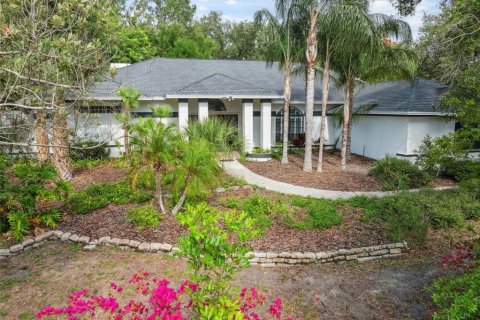 Casa en venta en Tarpon Springs, Florida, 4 dormitorios, 308.99 m2 № 1762315 - foto 1
