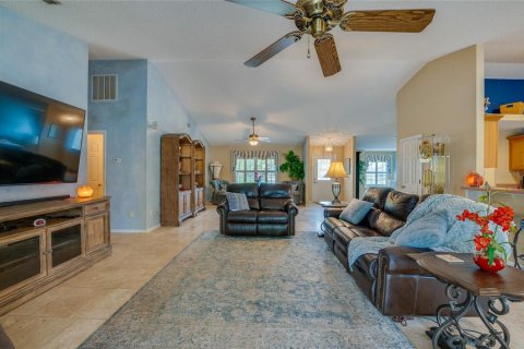 House in Port Orange, Florida 3 bedrooms, 173.26 sq.m. № 1625634 - photo 8