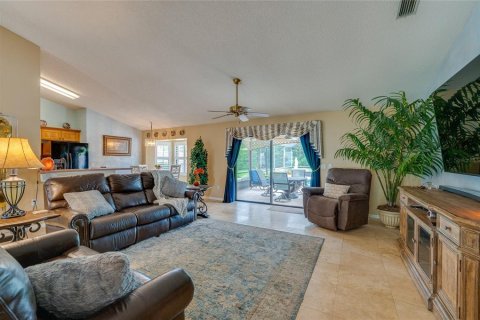 House in Port Orange, Florida 3 bedrooms, 173.26 sq.m. № 1625634 - photo 5
